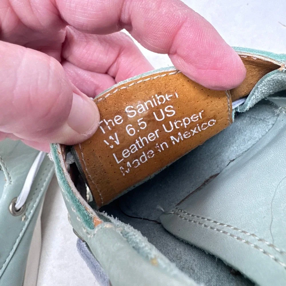 Category 5 Boat Shoes Sage Green 6.5 M Preppy Nautical Coastal Leather Casual